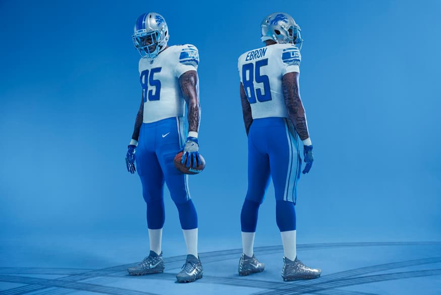 Los Detroit Lions revelaron sus nuevos uniformes para la temporada 2017.