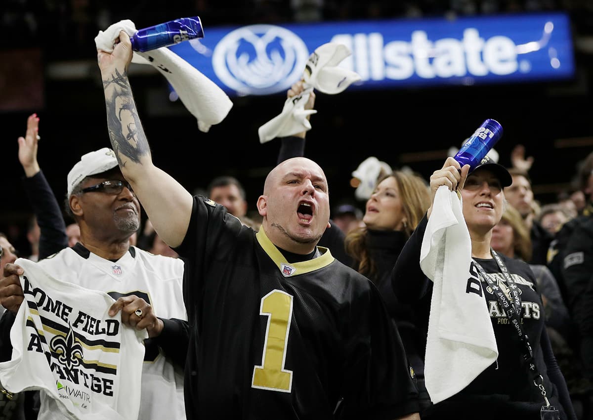 En el Superdome se vivió la fiesta del juego entre Rams y Saints.