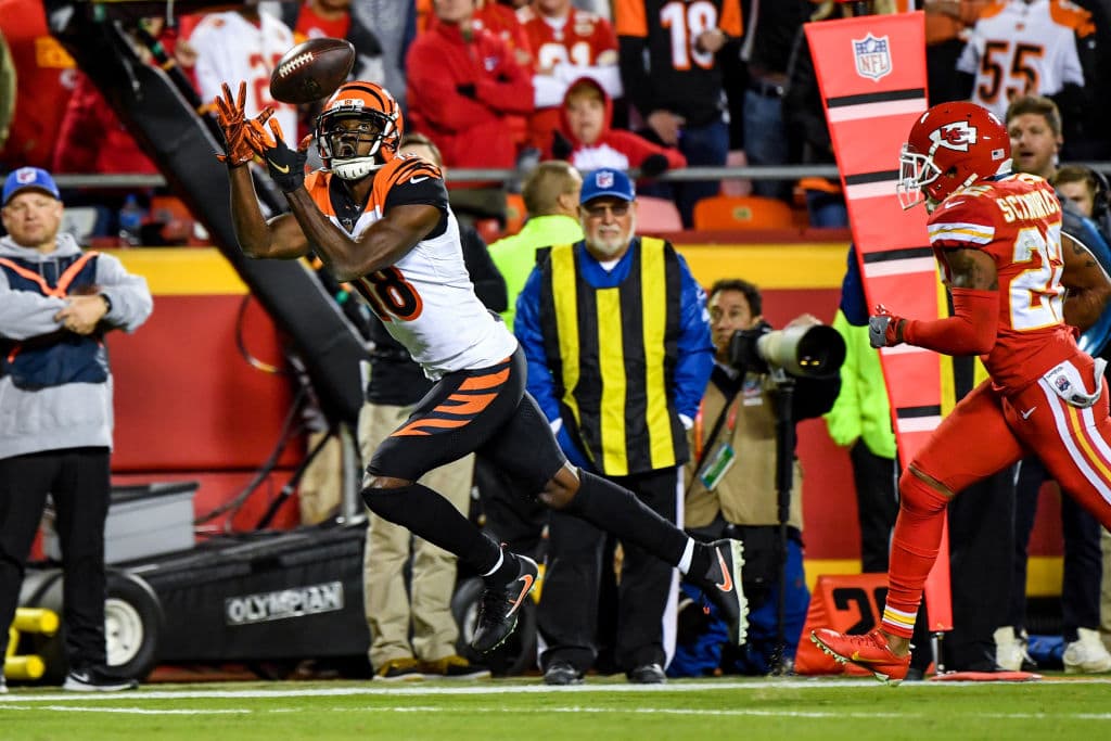 Por los Bengals se destacó AJ Green con siete recepciones para ganancia de 117 yardas, aunque no anotó por su equipo.