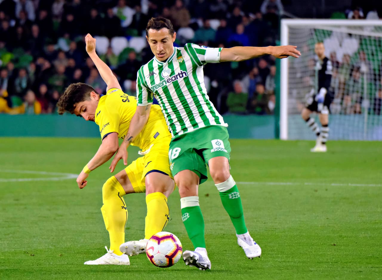 Andrés Guardado disputó como capitán los 90 minutos del Betis ante el Villarreal.