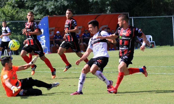 Rayados y Alajuelense jugaron en El Barrial.