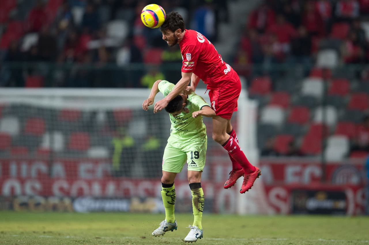 Toluca buscó imponer sus condiciones pero se encontró con un rival muy organizado en defensa.