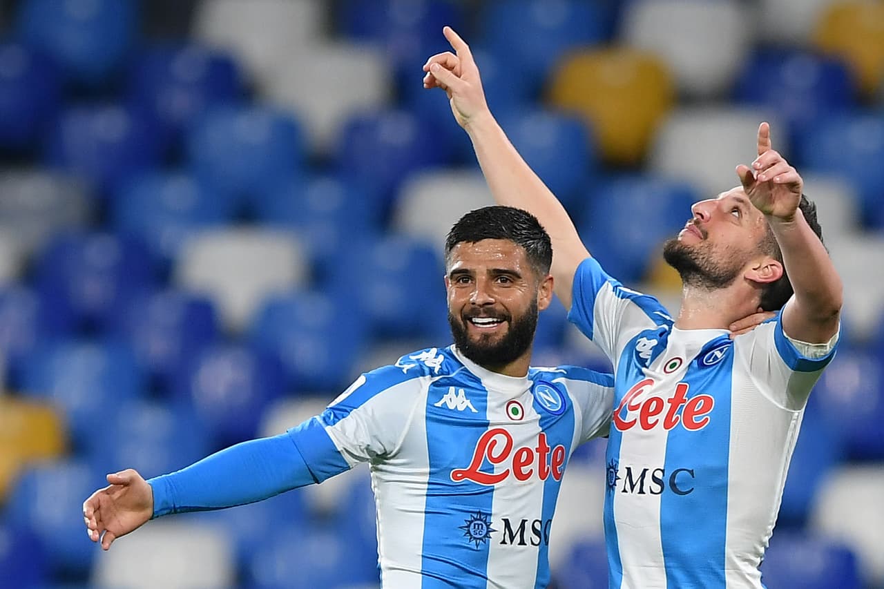 Napoli golea a la Lazio con marcador de 5-2 durante la fecha 32 de la Serie A. Una lluvia de goles cayó en el Estadio Diego Armando Mardona, pues Lorenzo Insigne anotó doblete, mientras que Politano, Mertens y Osimhen se fueron con una anotación para los locales. Por parte de los 'blanquicelestes' descontaron Ciro Immobile y Sergej Milinkovic-Sajiv.