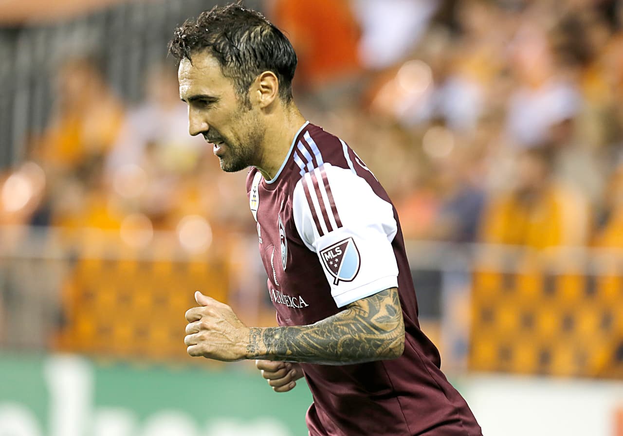 MED: Vicente Sánchez | El uruguayo de Colorado Rapids anotó dos goles pero no pudo evitar la caída de su equipo ante Houston Dynamo por 3-2.