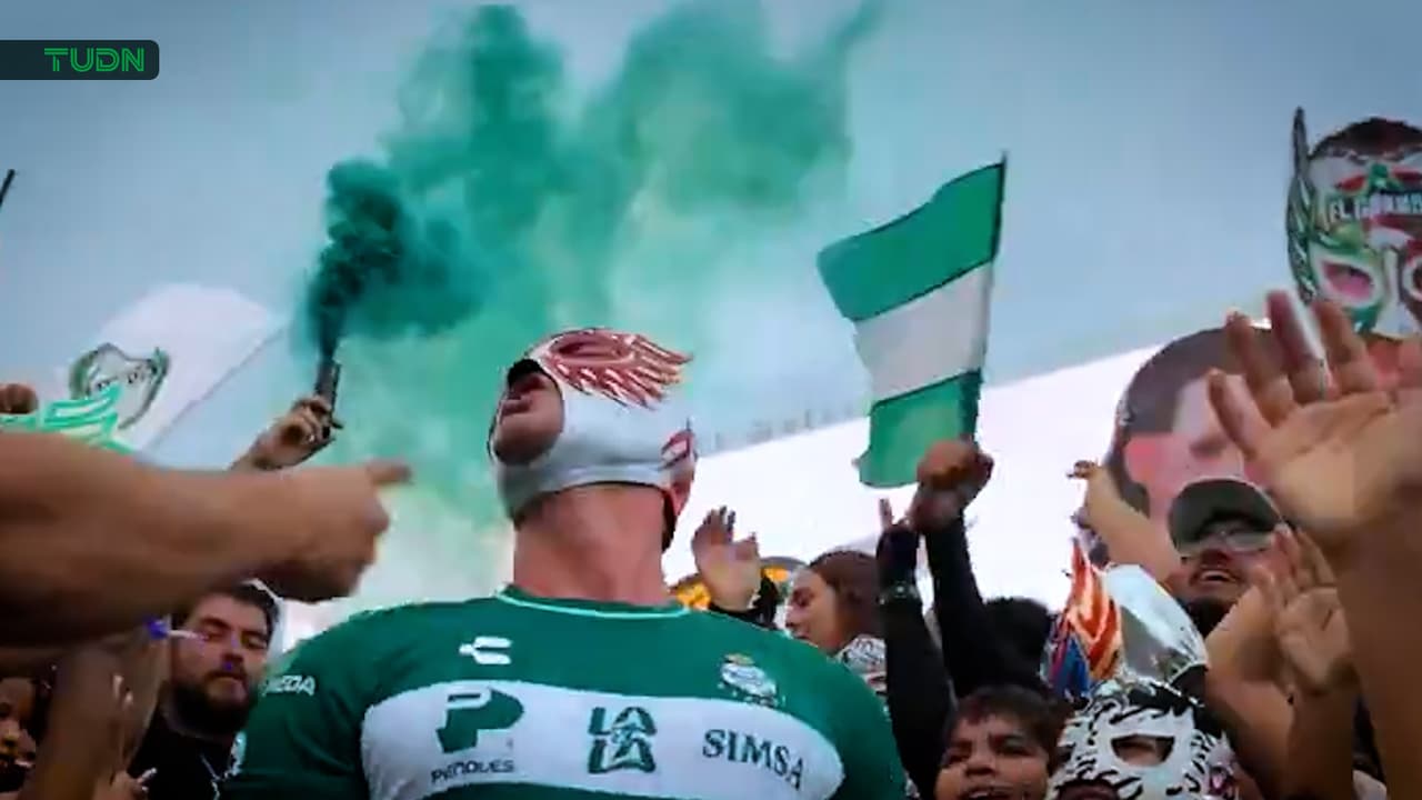 Así recibieron los aficionados de Santos al Grande Americano