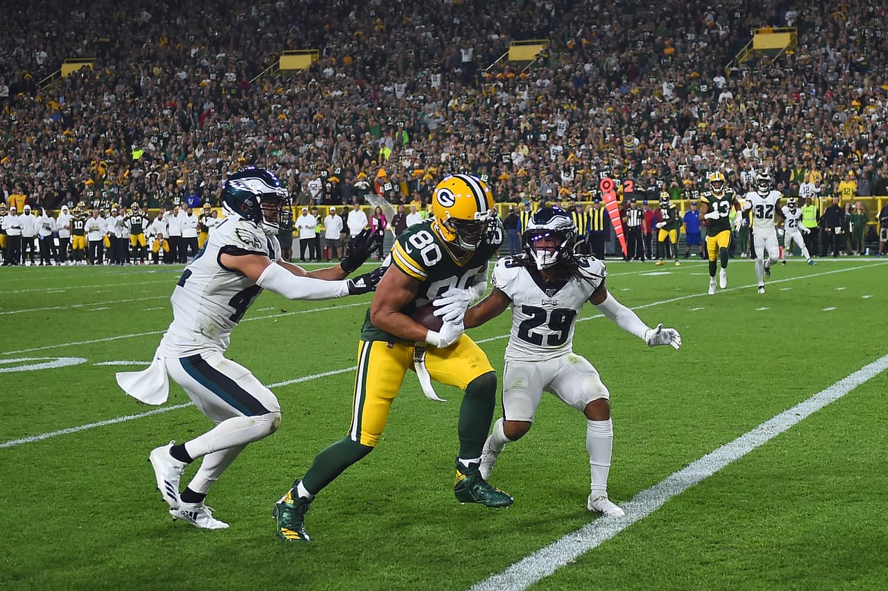 Se acabó la buena racha de los Gren Bay Packers, Philadelphia Eagles ganan 34-27 en un juego accidentado y marcado por las lesiones.