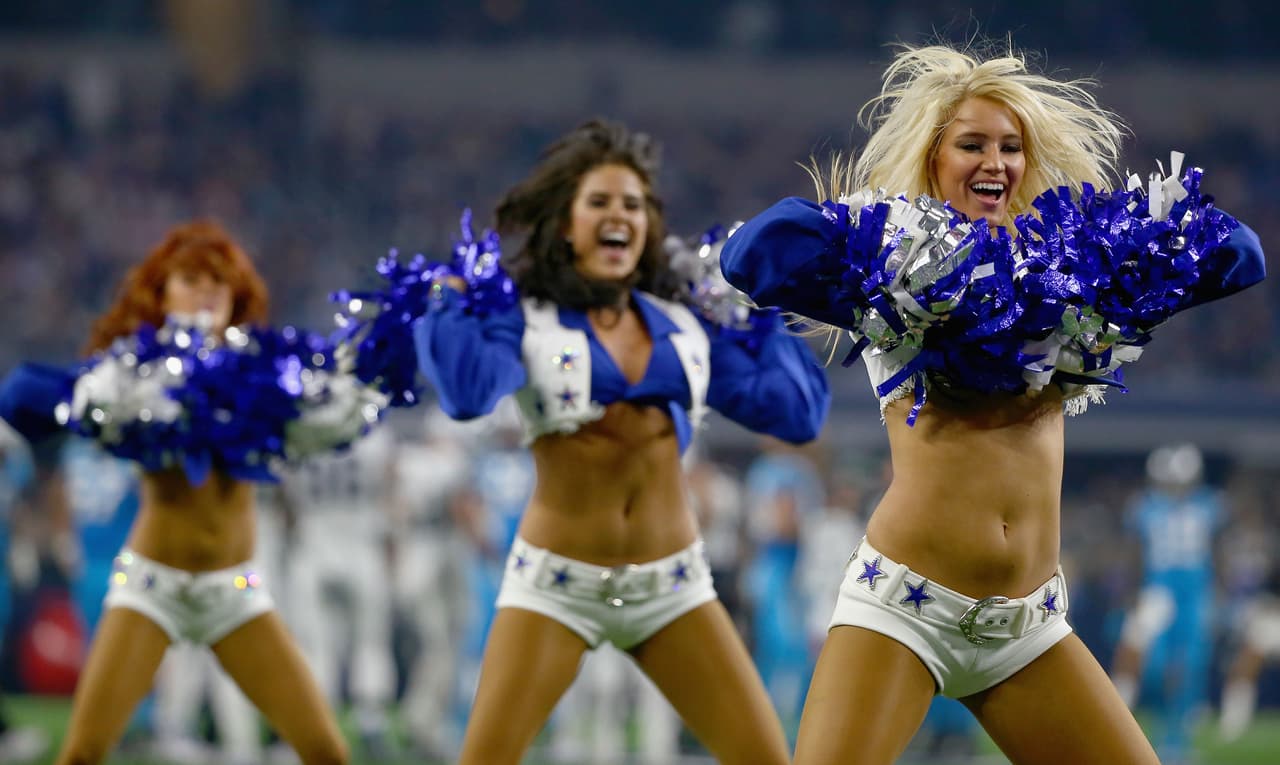 Cada una de ellas deleitó a los fans de la NFL con su belleza y carisma, checa las mejores tomas de las cheerleaders de la NFL en la Semana 12.