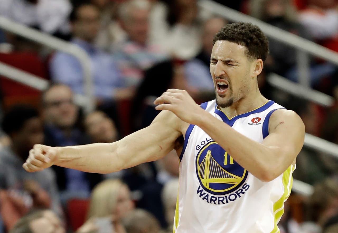 Prenden alarmas en los Warriors por posible lesión de Klay Thompson
