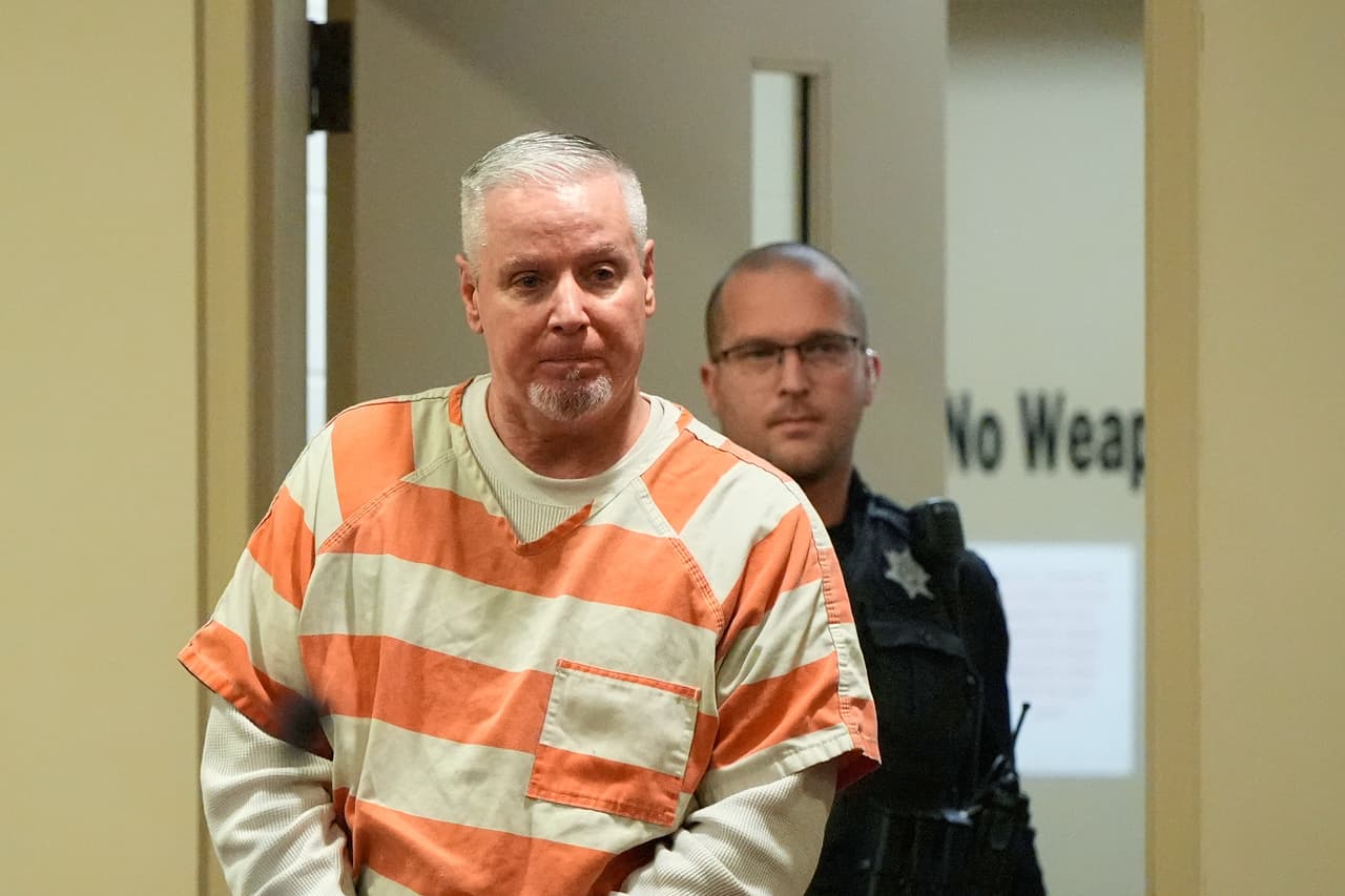 El padre que le dio el arma a su hijo, autor del tiroteo en la escuela secundaria Apalachee, fue sentenciado a 15 años de prisión
