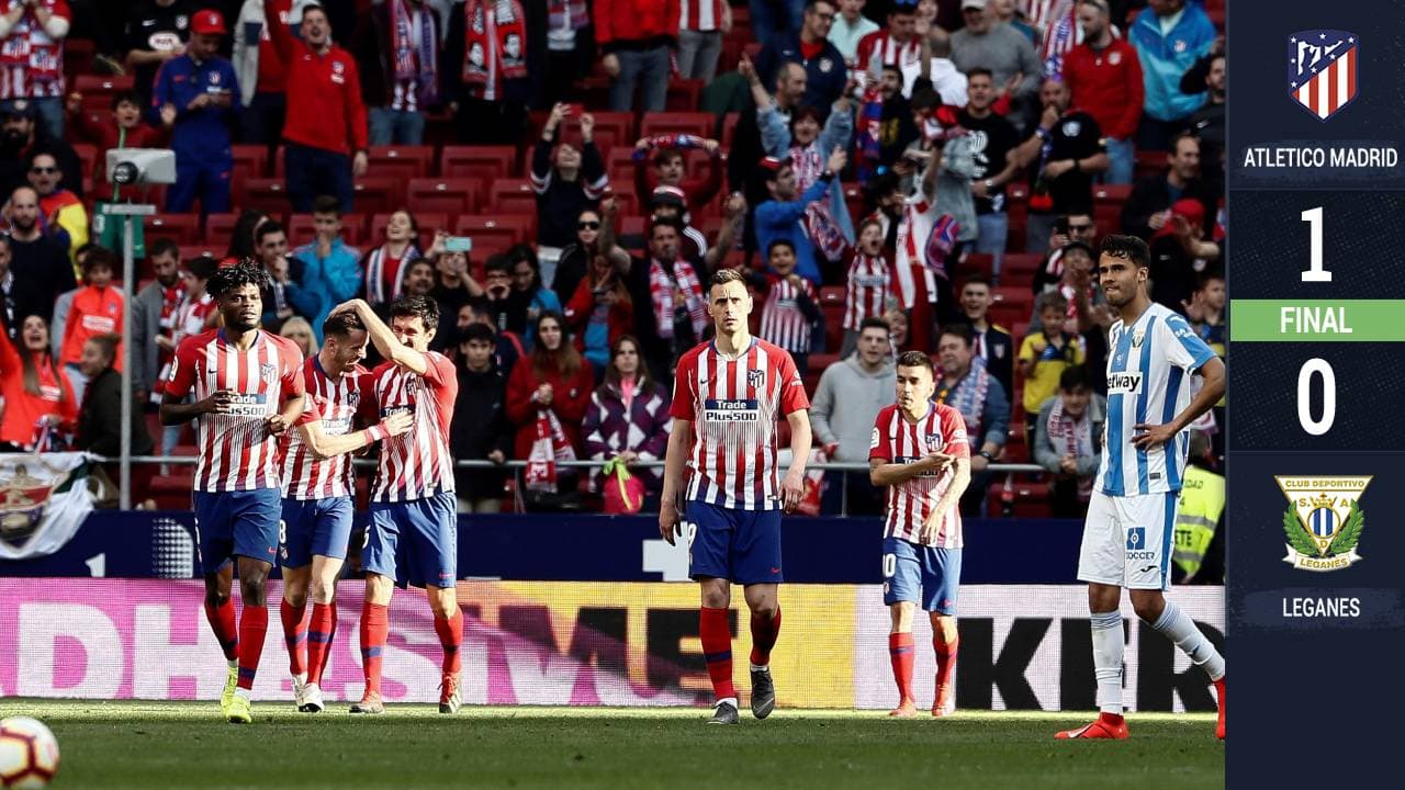 Reyes se lamenta tras el penalti anotado por los colchoneros.