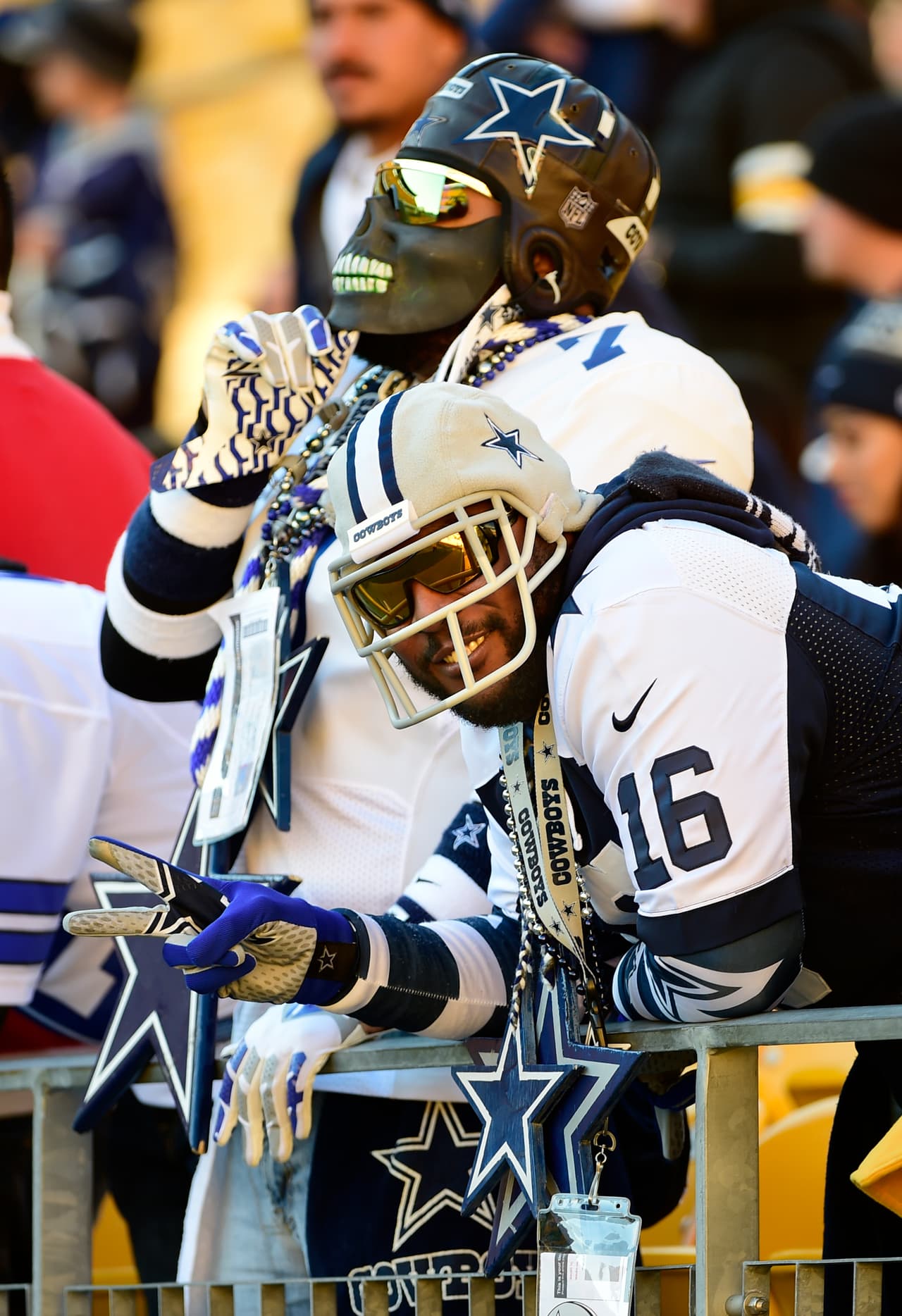 La actuación del novato mariscal de Dallas tiene a sus fans encantados.