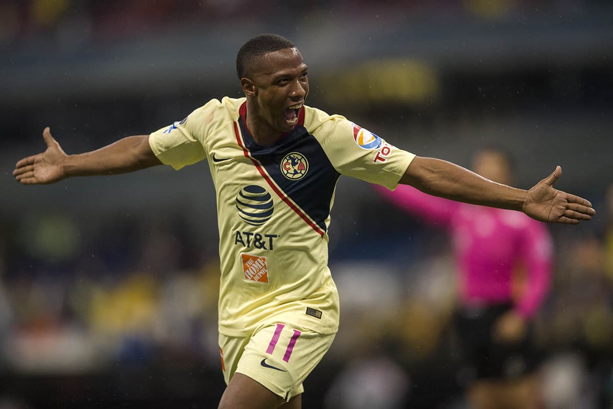 Antes de terminar el primer tiempo, al minuto 45, el colombiano Andrés Ibargüen amplió la ventaja de las Águilas a 2-0.