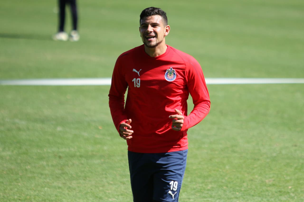 Chivas de Guadalajara está a tres puntos del primer lugar luego de su empate contra Necaxa en la Jornada 6 del Clausura 2019, donde espera volver arriba y por lo que se prepara con intensidad.