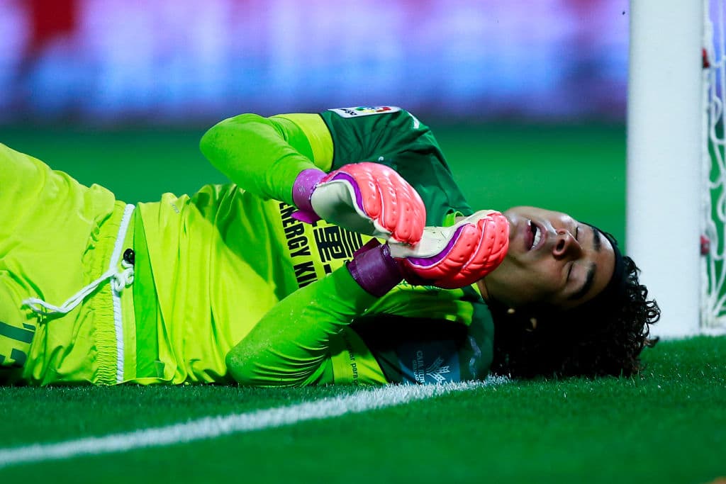 Ochoa falló en la derrota 5-1 contra Las Palmas cuando el partido iba igualado 1-1 el 28 de agosto de 2016. Ese día en Las Canarias el mexicano tuvo alta responsabilidad.