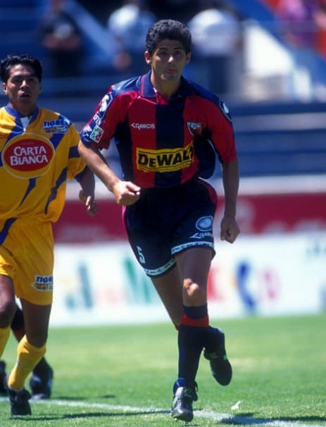 Miodrag Belodedici (Rumania) se hizo una carrea reconocida en España con Valencia, Valladolid y Villarreal antes de llegar al Atlante en 1996.