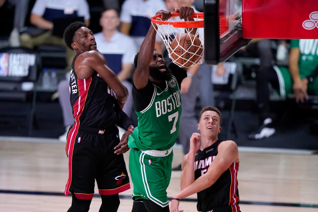 Los Boston Celtics ganan 117-106 y ponen la serie 2-1 | Borraron en tres cuartos al Miami Heat y se ponen a un juego de igualar la Final de Conferencia. | Bam Adebayo, Jaylen Brown y Jayson Tatum fueron los máximos anotadores del partido.