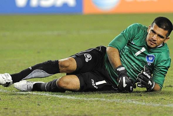 Montes mantuvo el 0-0 en los primeros 45 minutos y se perfilaba cono el héroe para 'La Selecta'.