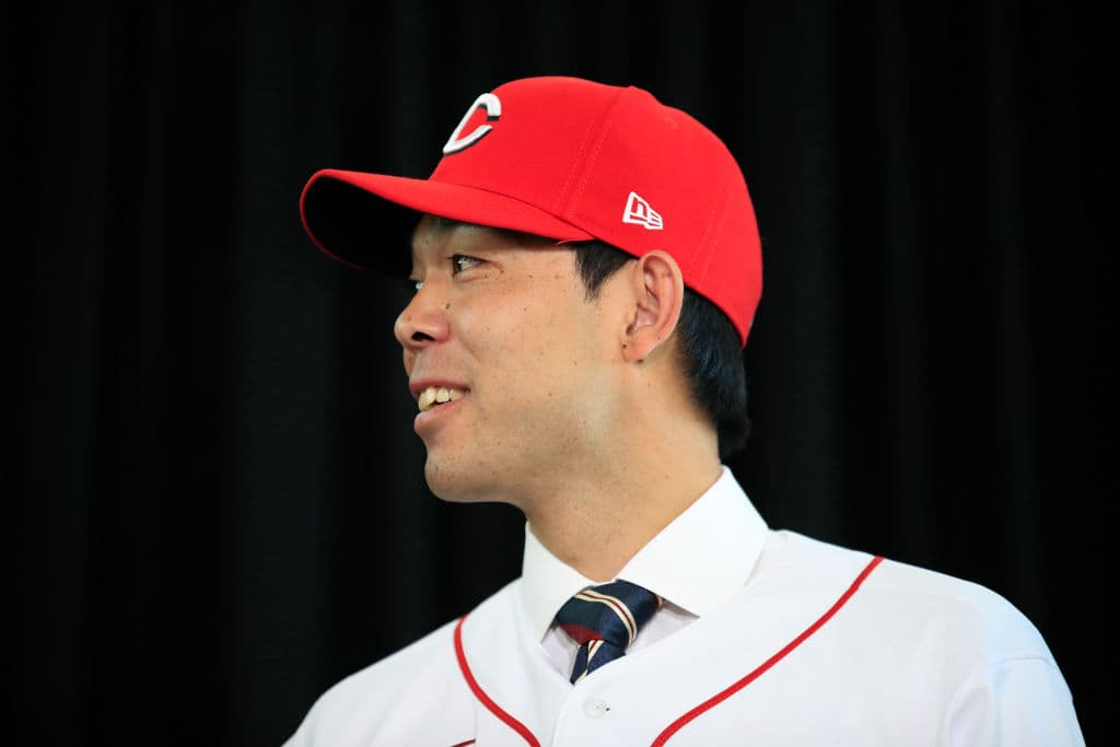 El jardinero es el primer japonés en jugar con los Cincinnati Reds. Firmó por tres años y 21 millones de dólares.