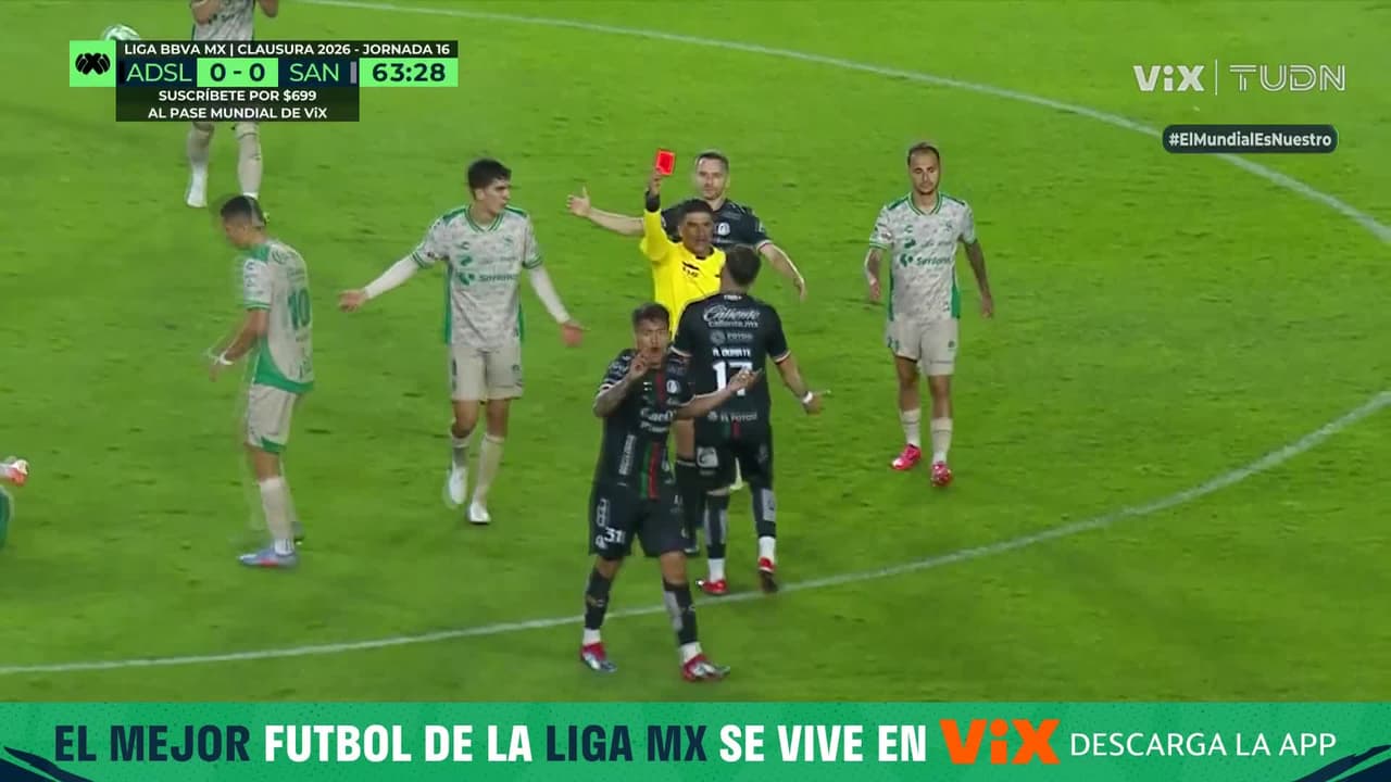 ¡Le quitan la tarjeta roja a Eduardo Águilar! VAR le corrige al central