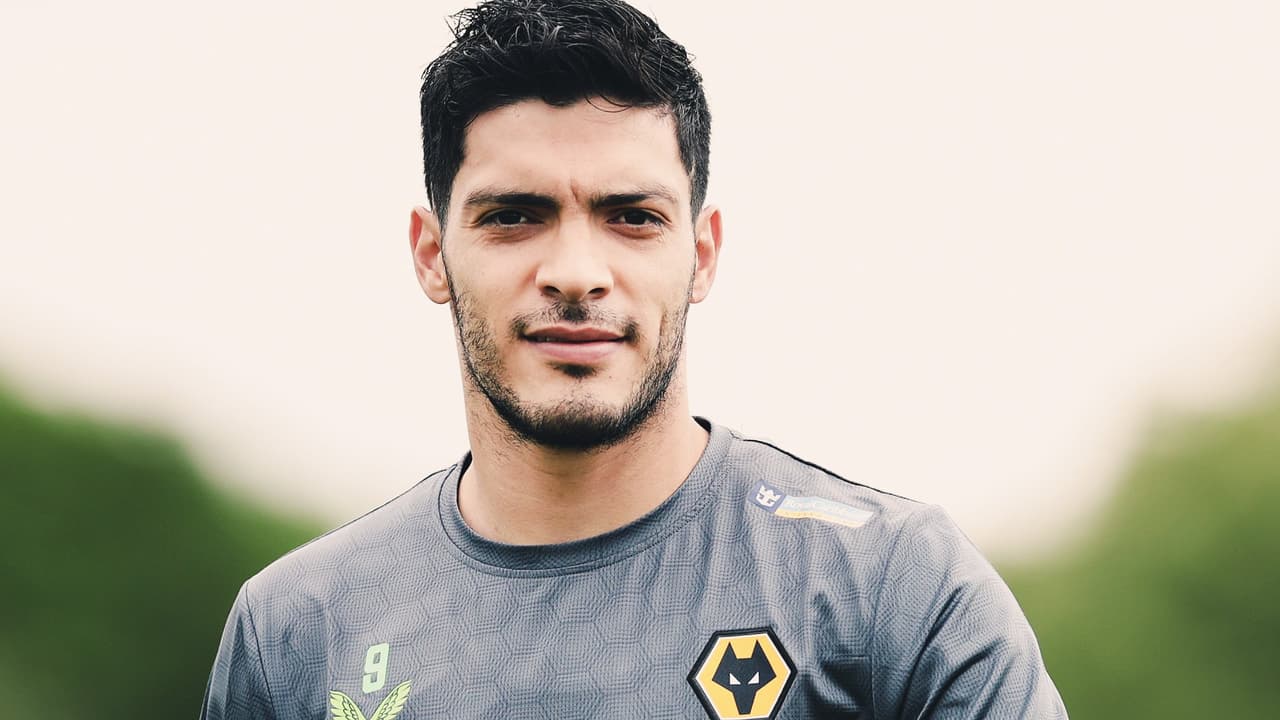 Raúl Jiménez tendrá cuatro partidos amistosos con Wolves