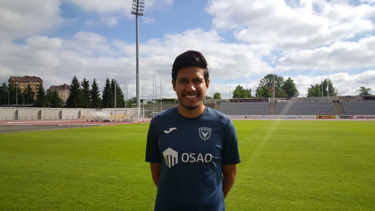 AC Oulu [3]-2 Ekenäs IF: los mexicanos Alvarado Morín y Josué Soto marcaron goles para su equipo en la Segunda División de Finlandia. Para Soto fue su primera anotación de la temporada, mientras que Morín llegó a 9.