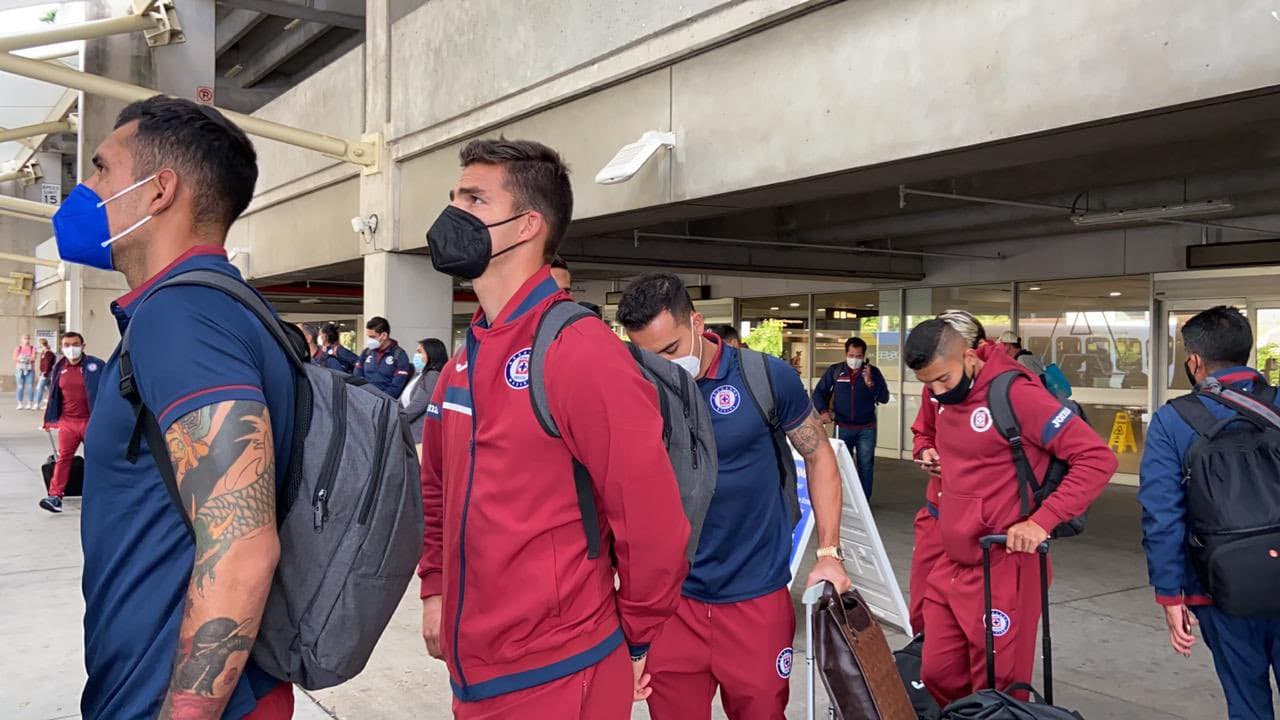 Jurado busca revancha para Cruz Azul a costa de Carlos Vela