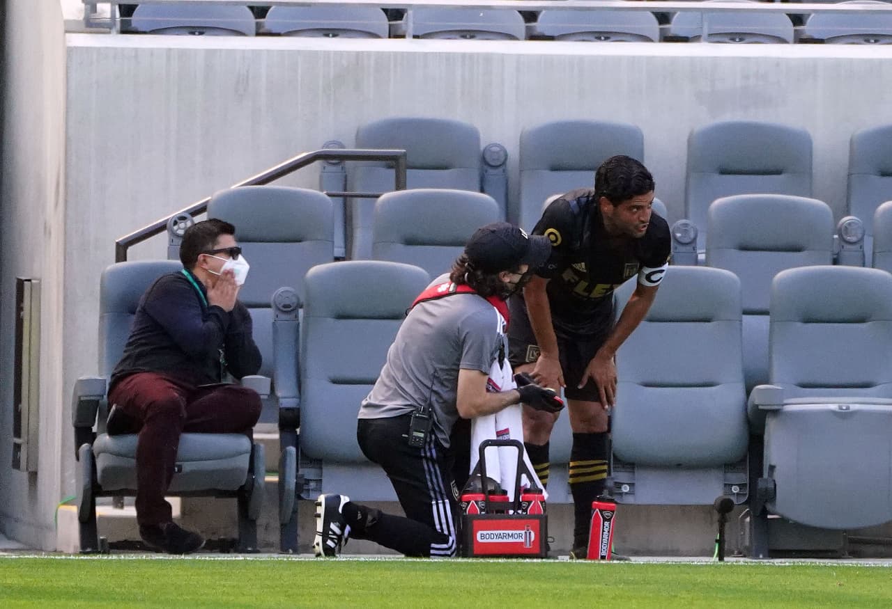 Carlos Vela y Diego Rossi, dudas en LAFC para enfrentar a Seattle