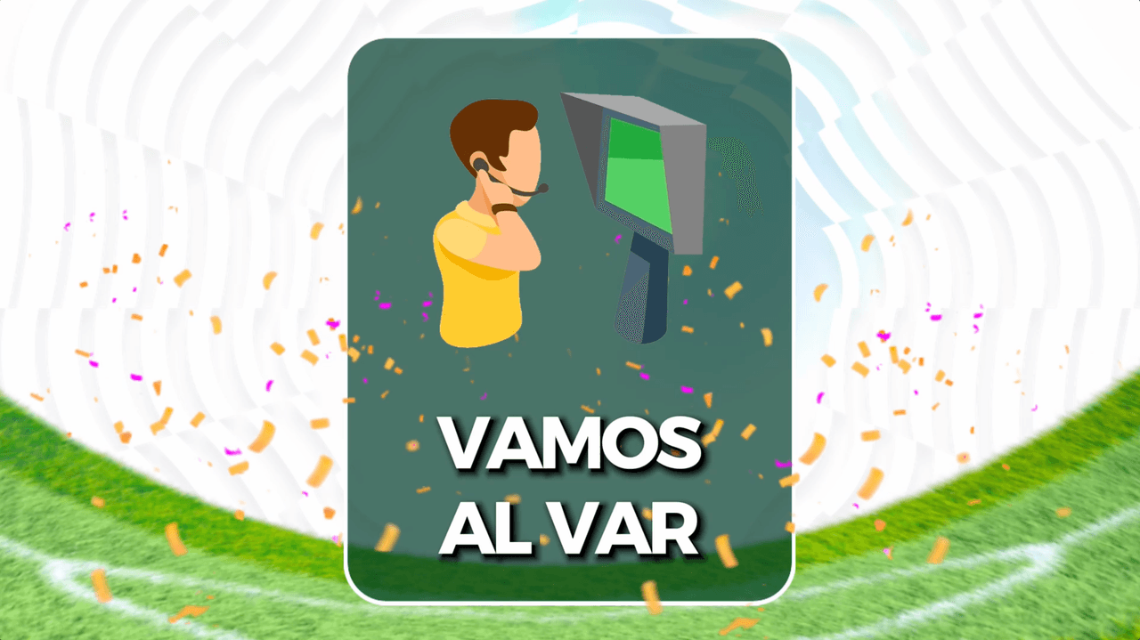 ¡Polémica arbitral! ¡El juez central se dirige hacia la cabina para revisar el VAR!