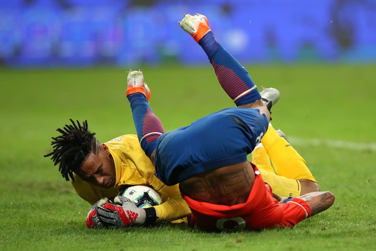 El arquero fue determinante para evitar ni siquiera el descuento de Chile.