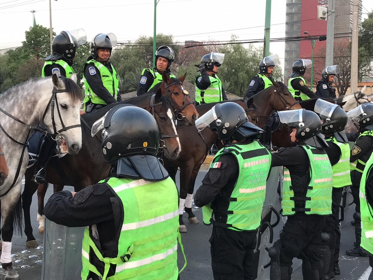 Las autoridades están listas para contener a las porras más bravas del fútbol mexicano.