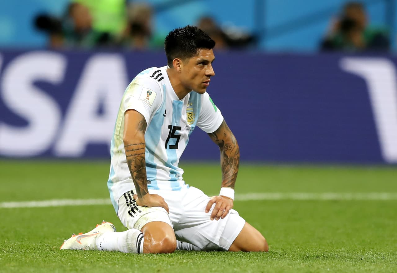 Enzo Pérez: El mediocampista argentino falló un gol “cantado” contra Croacia y no tuvo el “ida y vuelta” que exige su posición.