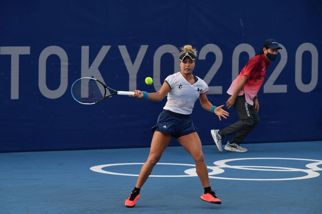 Debut y despedida de Renata Zarazúa en singles femenil