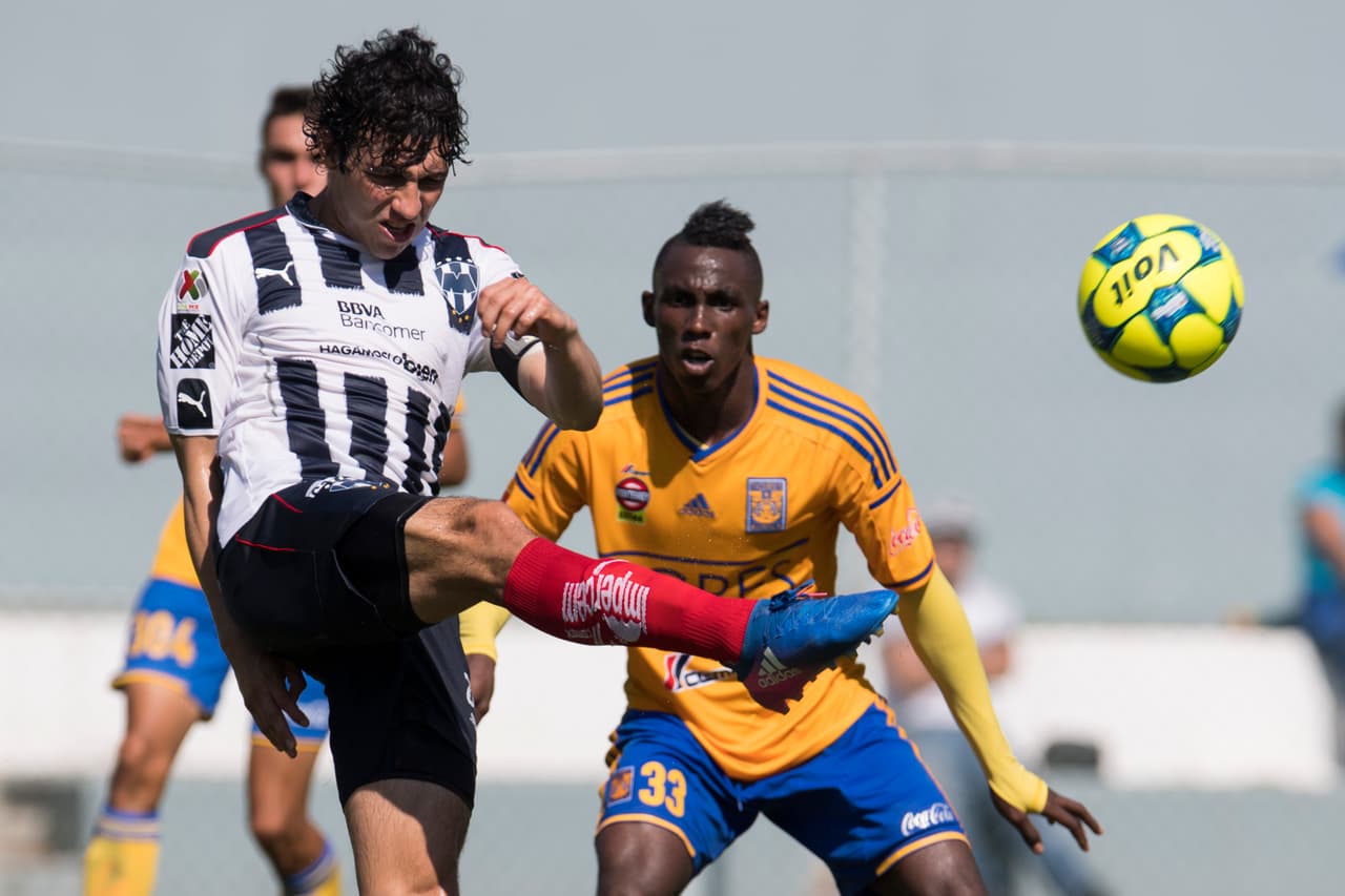 Si bien Quiñones tuvo recorrido con la Sub20, la vivencia en la Liga MX le permitió adquirir experiencia aún con 19 años.