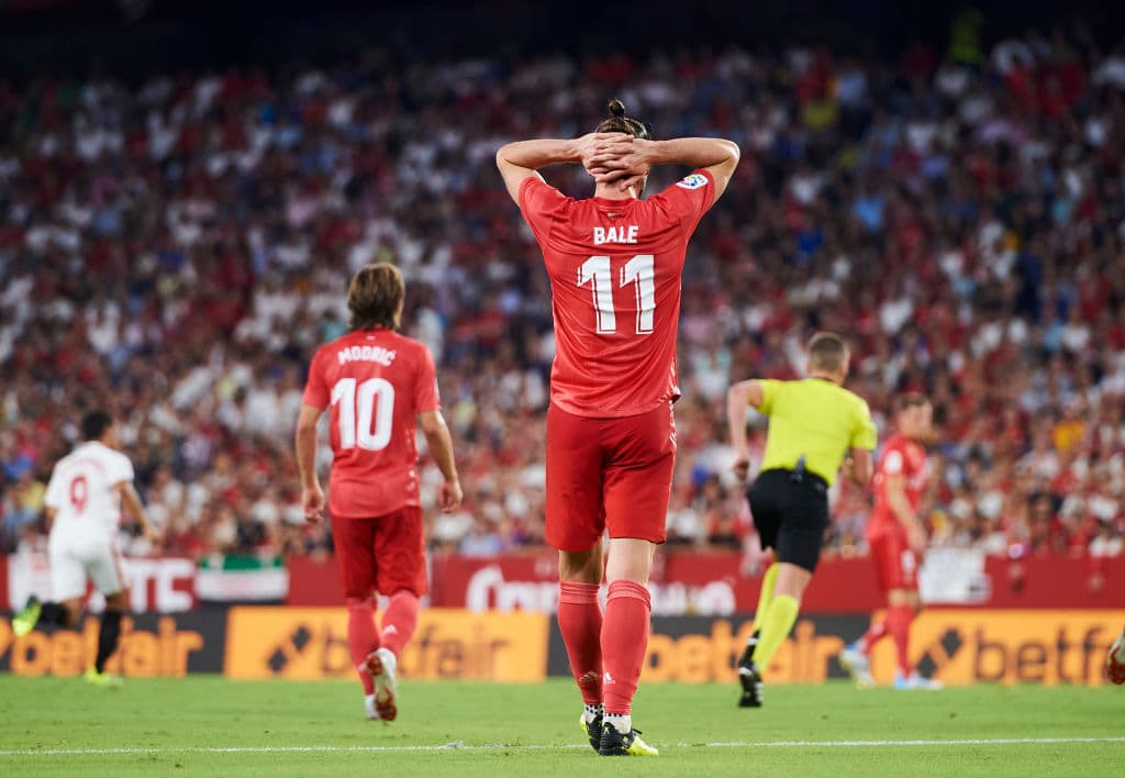 Además, Real Madrid perdió la oportunidad de arrebatarle el primer lugar al Barcelona, que también perdió contra Leganés en esta fecha.