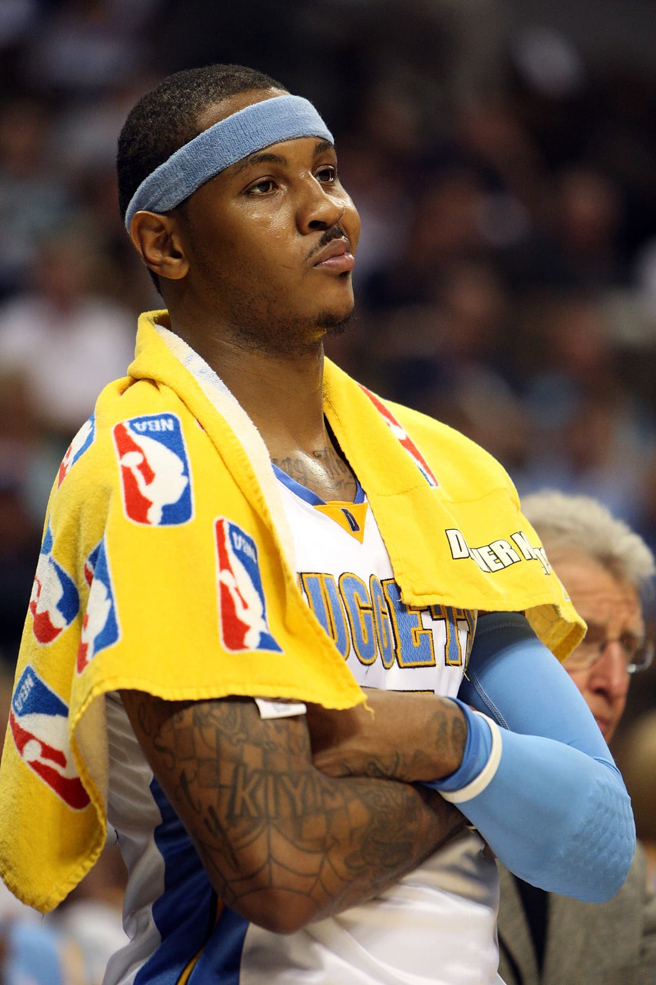 Jugando para los Denver Nuggets en 2008, Carmelo Anthony se declaró culpable de DUI. Tuvo buena conducta en su libertad condicional y logró ser indultado de los cargos más duros.