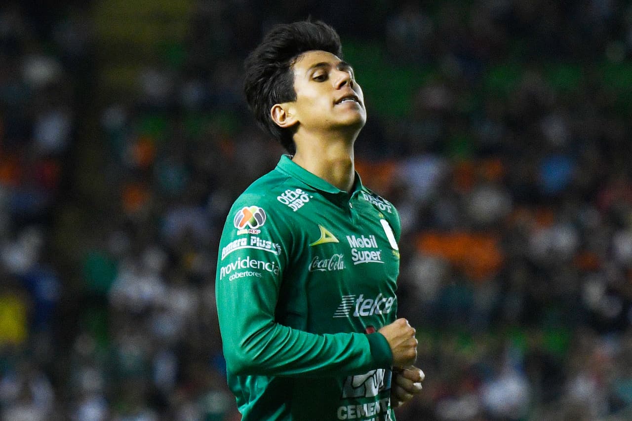 José Macías clavó el segundo gol para su equipo al minuto 75 tras una gran asistencia de Ángel Mena y el juvenil cerró la pinza para empujar la pelota y poner el 2-0 definitivo.