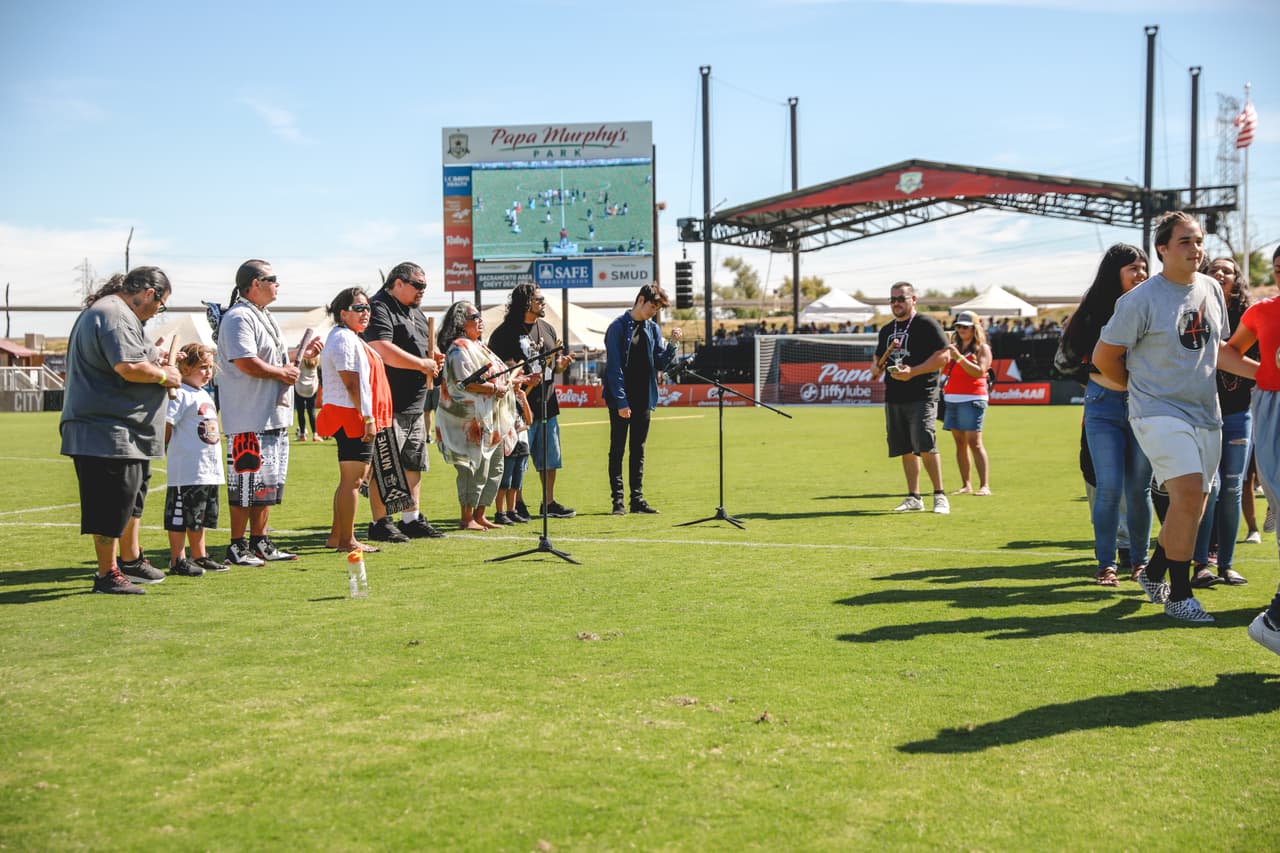 Como integrante de la única comunidad de Banda de Indios Mowak, la dedicación de Matt para congregar a 21 tribus y organizaciones tribales en el norte de California no tiene precedentes. Franklin piensa llevar esta cuestión a otro nivel en el nuevo estadio de los Railyards.