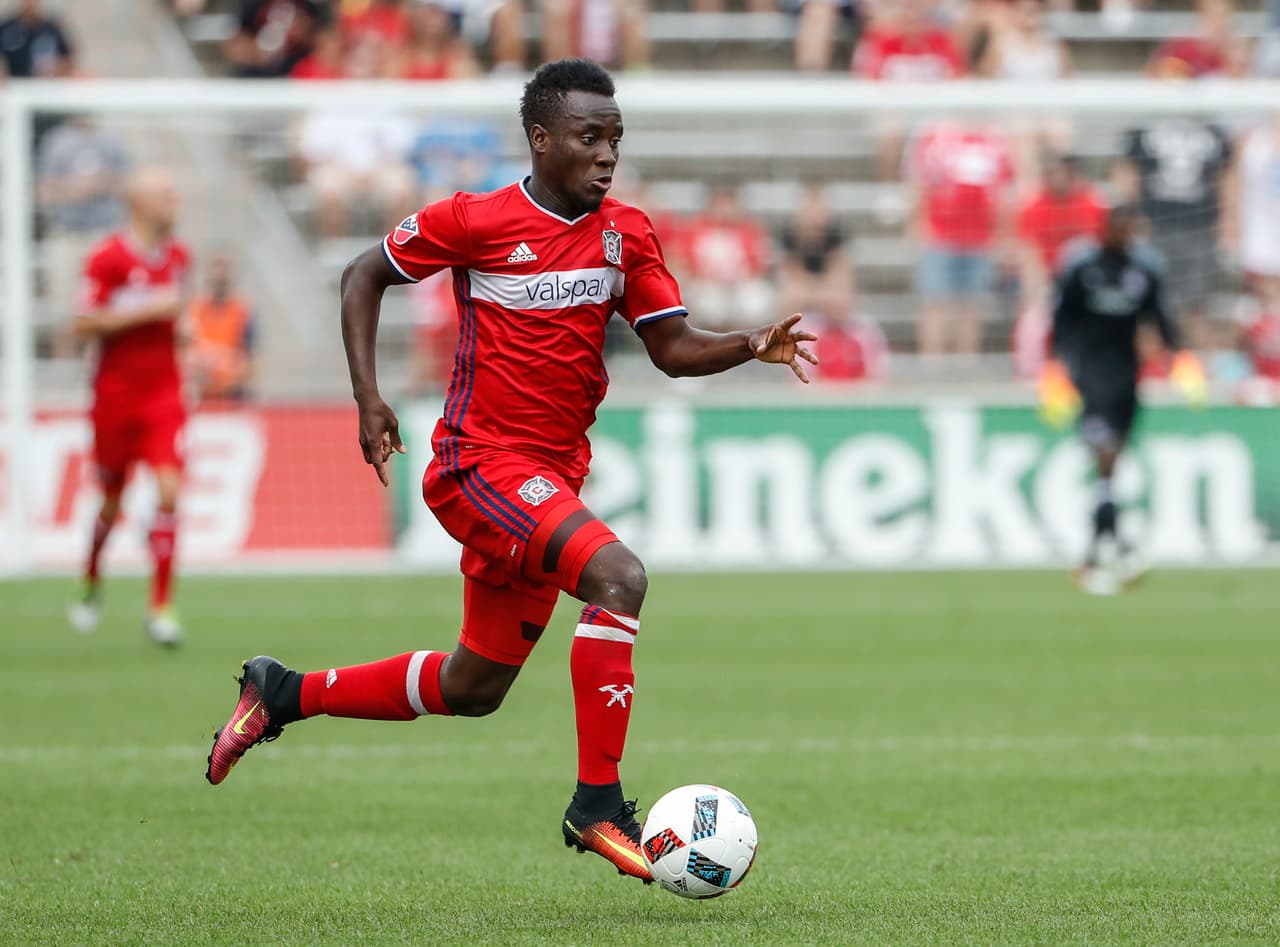 David Accam no se mueve de Chicago Fire.
