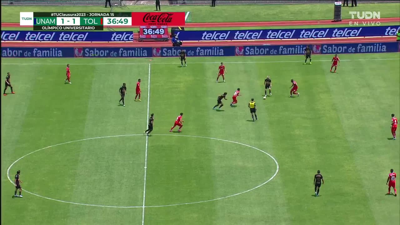 ¡TIRO ATAJADO! disparo por Jean Meneses.