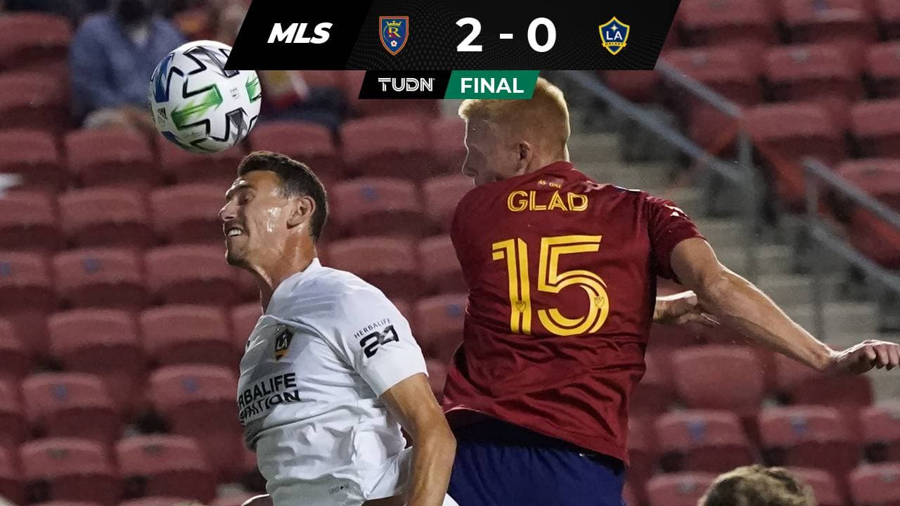 La anulan un gol a Chicharito Hernández y el Galaxy pierde
