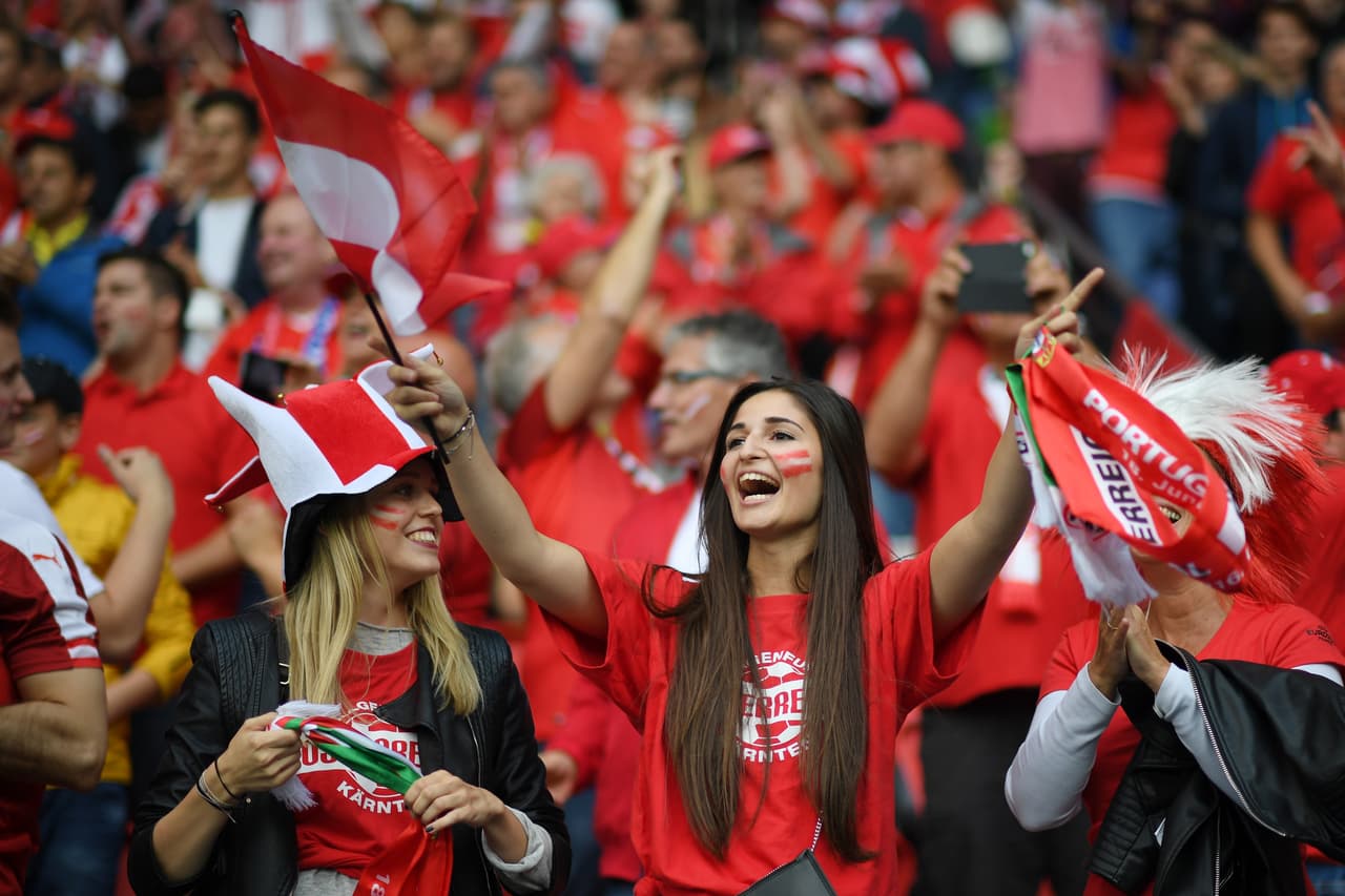 Los partidos entre Bélgica vs. Irlanda, Islandia vs. Hugría y Portugal vs. Austria tuvieron un ambiente digno de una revisada visual que a continuación te presentamos.