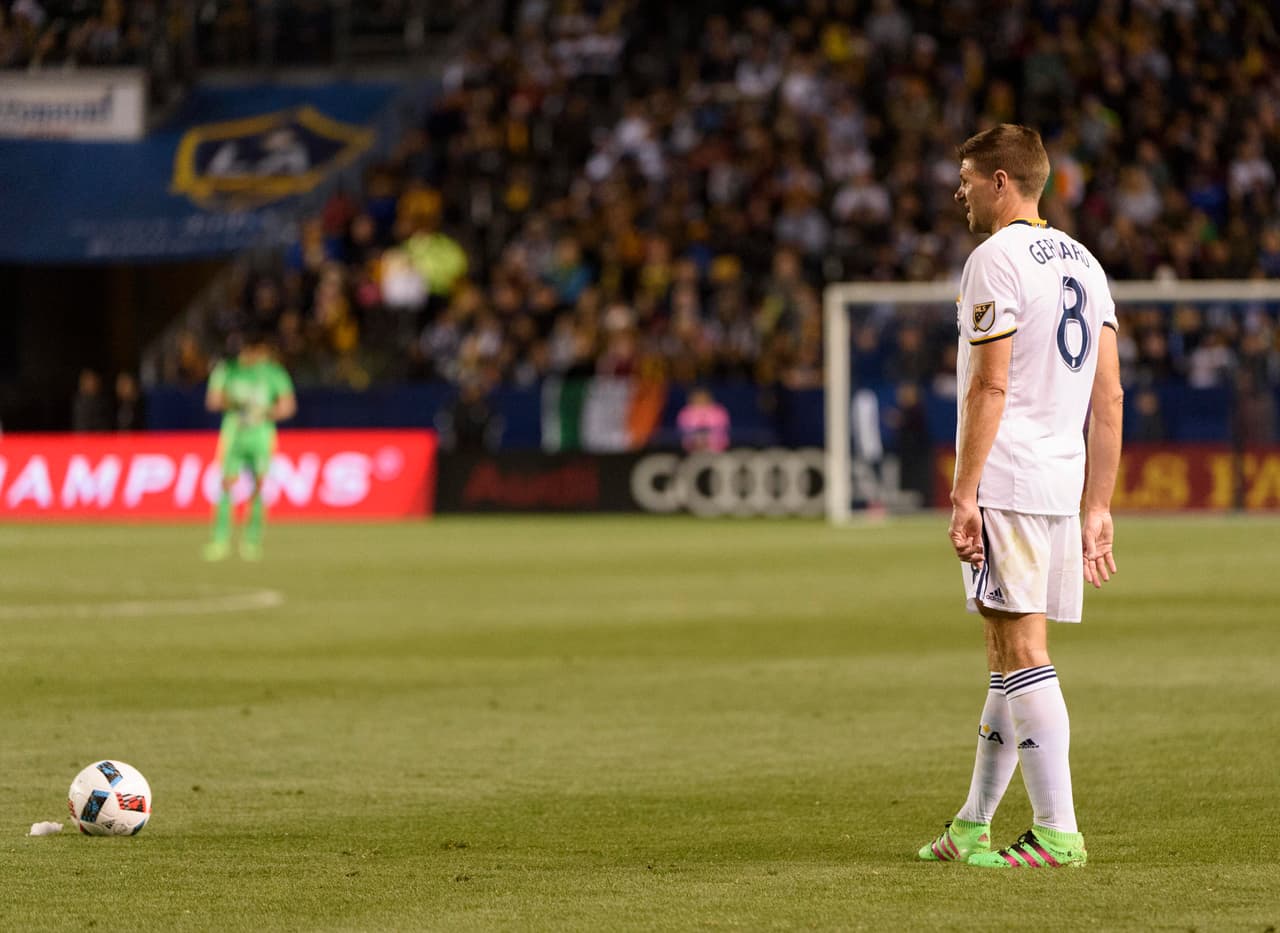 Steven Gerrard no lució en su mejor forma.