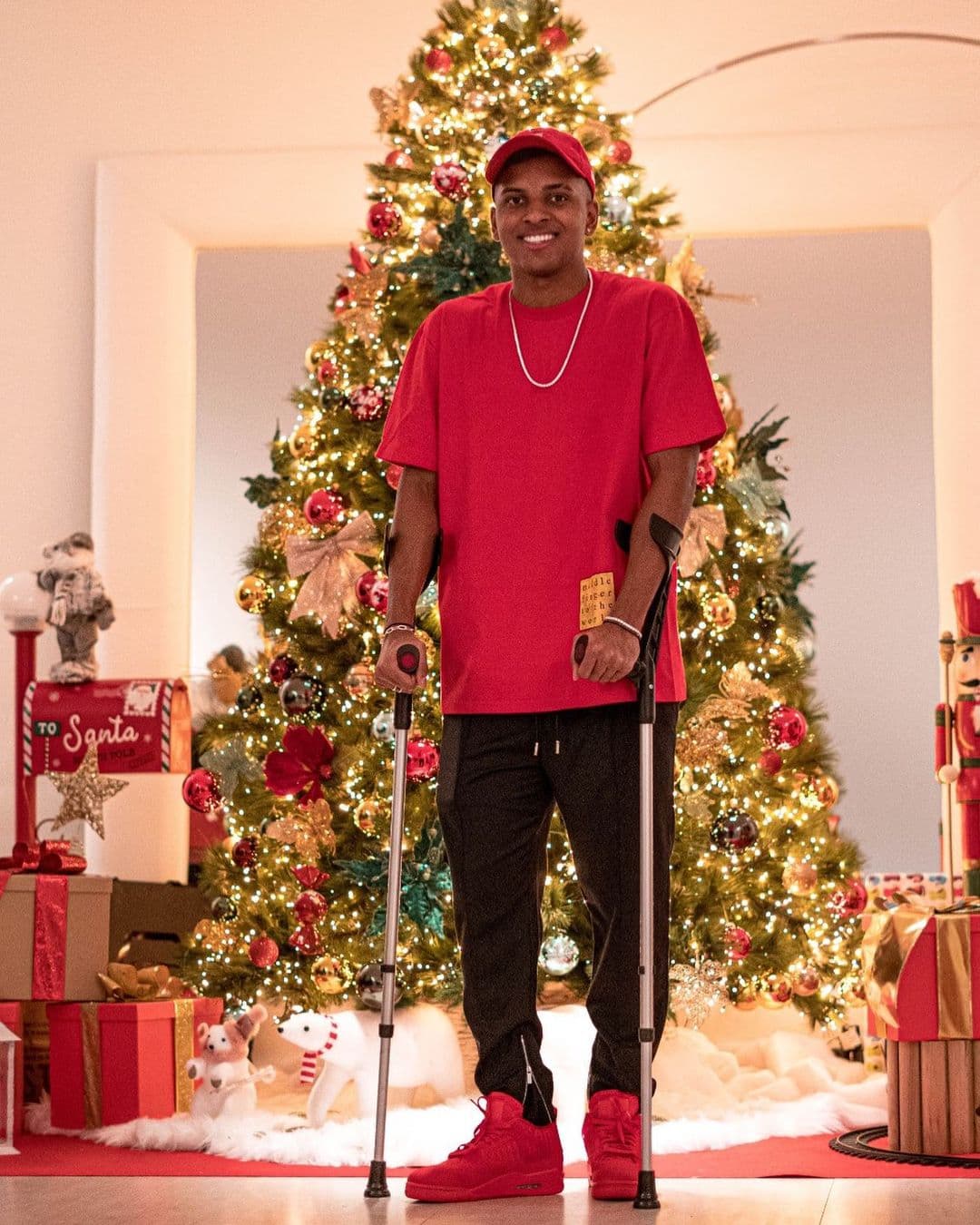 Rodrygo Goes | Las personalidades del balompié desearon felices fiestas a través de sus redes sociales.