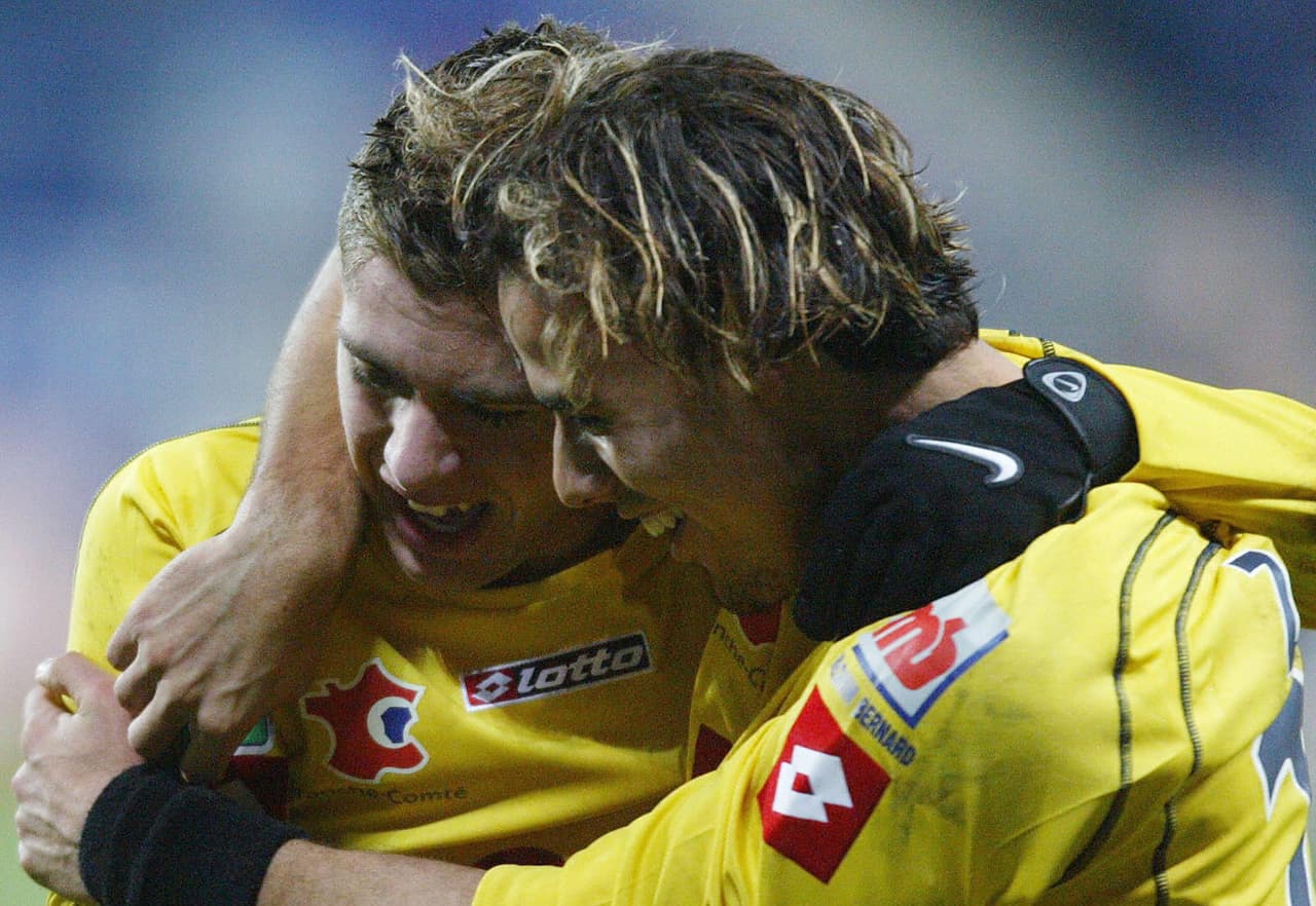 En dos temporadas con Sochaux, disputó 68 partidos y anotó 8 goles, siendo el socio ideal de los artilleros gracias a sus asistencias.