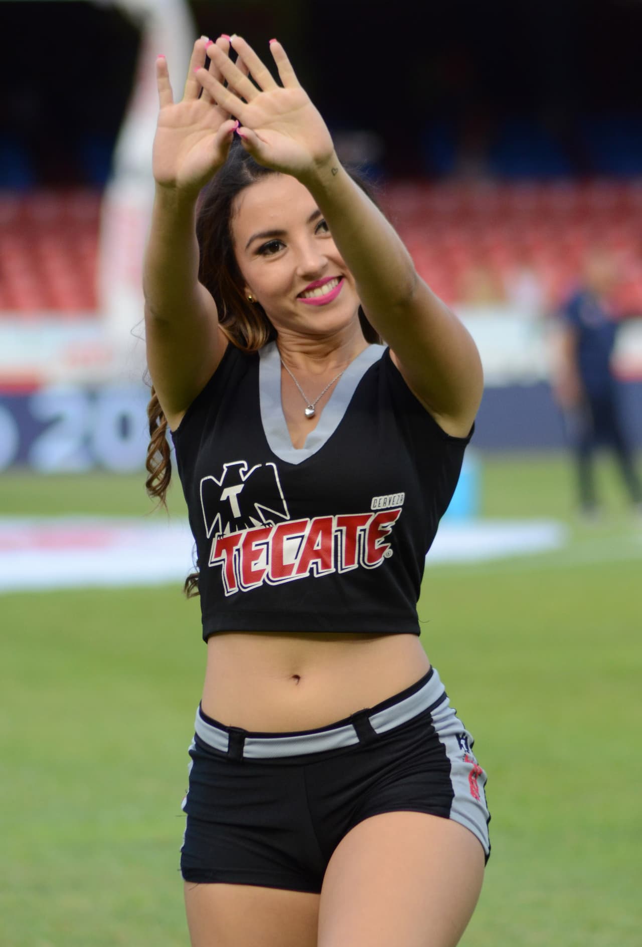 La jornada 17 se ilumina con la belleza, no te pierdas a las hermosas chicas en los estadios de la Liga MX