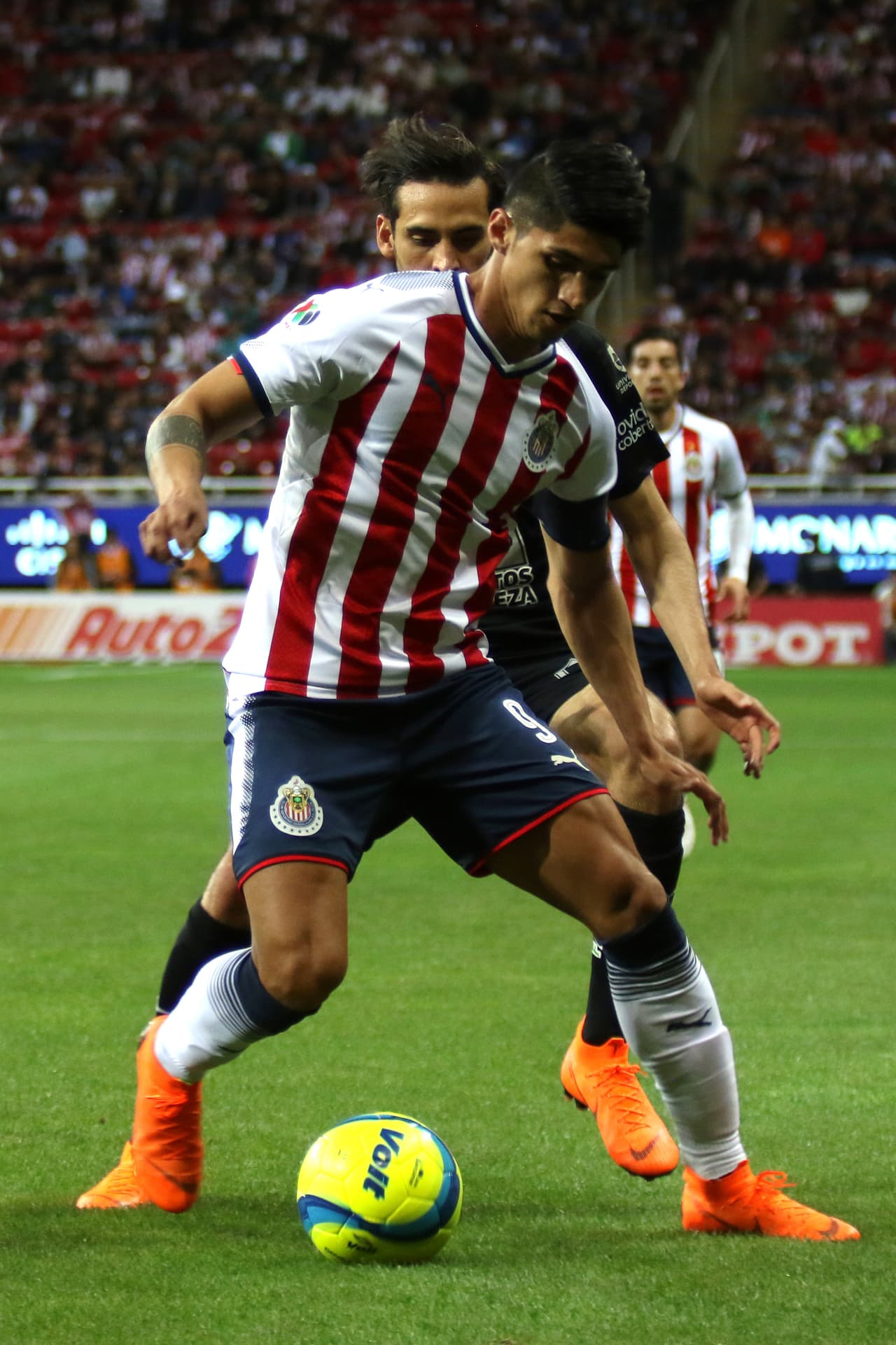 Con ocho encuentros disputados, las posibilidades para las Chivas de entrar a puestos de Liguilla lucen muy remotas.