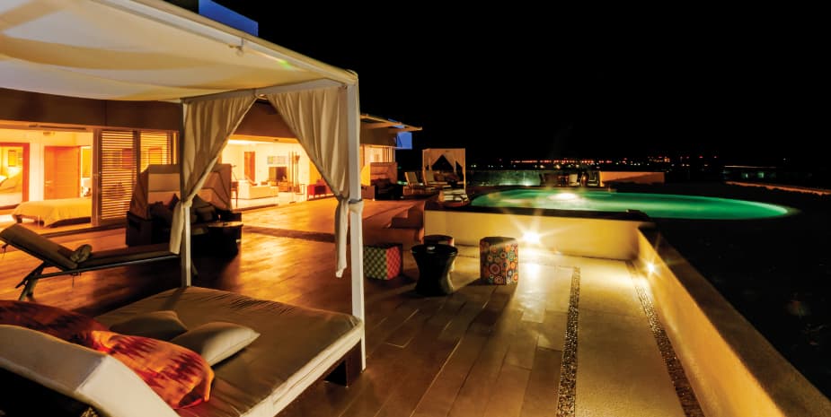 En las suites las noches se viven con panorámicas inolvidables.