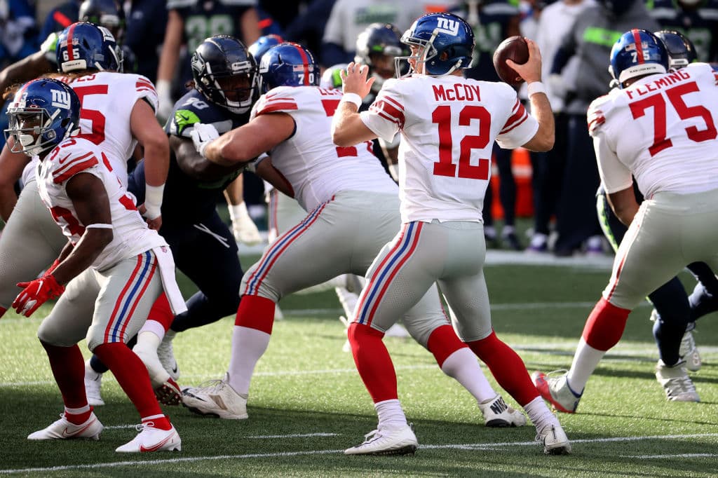 La defensa de los Giants se encarga de limitar a Russell Wilson, y los neoyorkinos vencen 17-12 en su visita a los Seahawks.