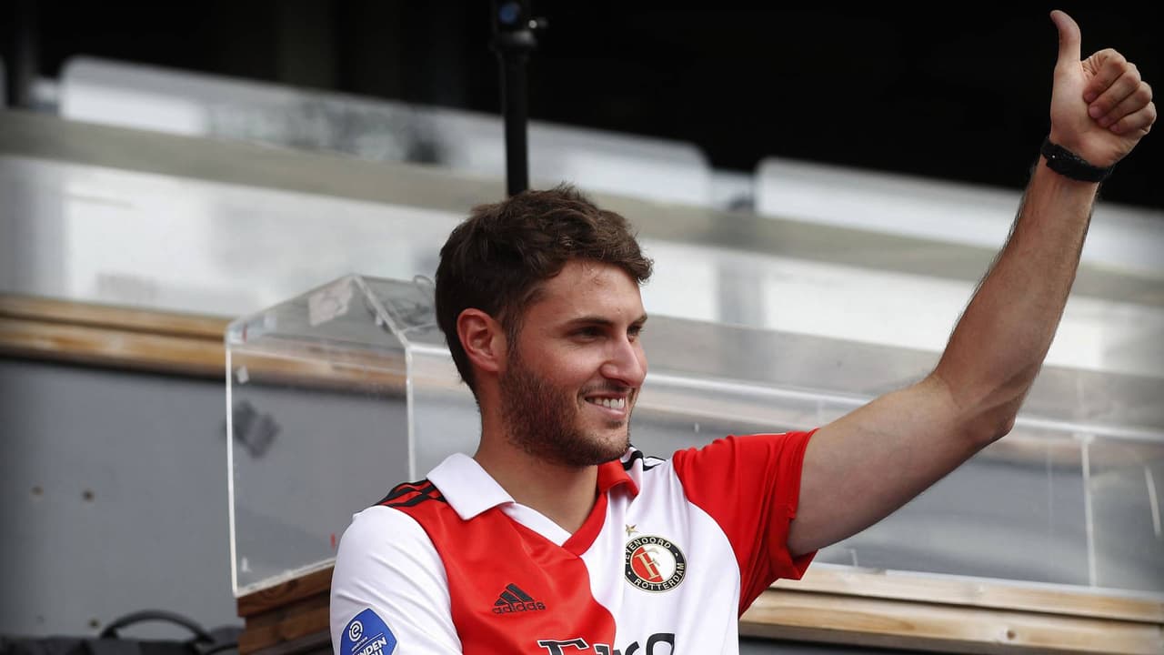 Santi Giménez no se olvida de Cruz Azul y los sigue desde Europa