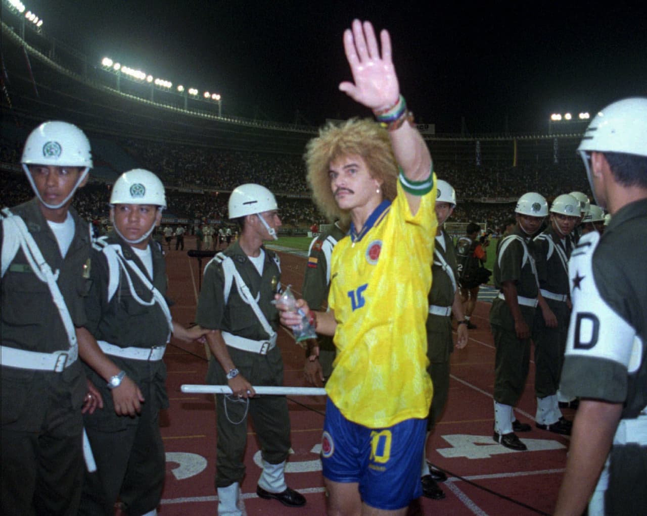 Los colombianos tomaron rumbo hacia el Mundial de Estados Unidos ‘94, mientras los argentinos partieron a Australia para jugar el repechaje.